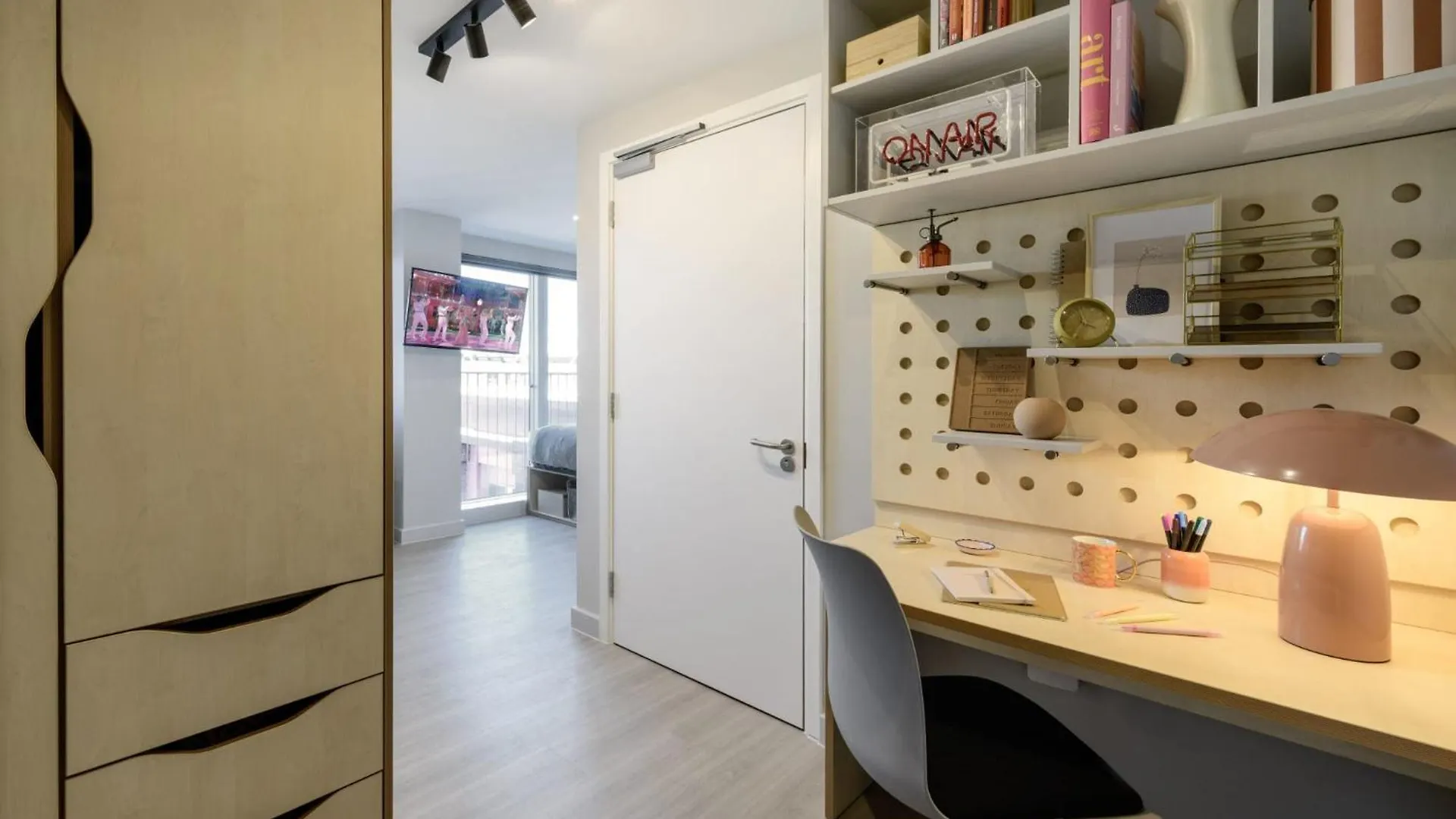 Apartment Cosy City Living Ensuites At Trendy Wick Park In London United Kingdom